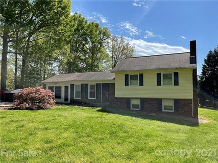 3015 Irish Street sold home in Oakcrest, Newton, NC