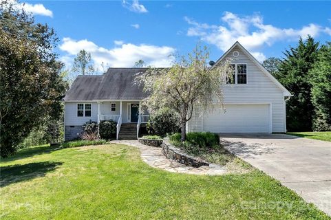 14 Kirkland Drive sold home in Kirkland Estates, Asheville, NC