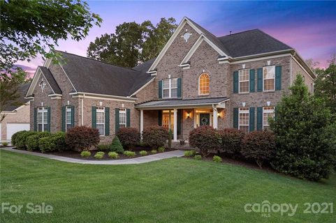 Previously sold for $940,000