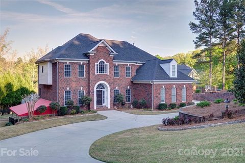 1207 Broadside Road sold home in Windswept Cove, York, SC