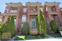 609 Hawthorne Lane 36 sold home in Charlotte, SC