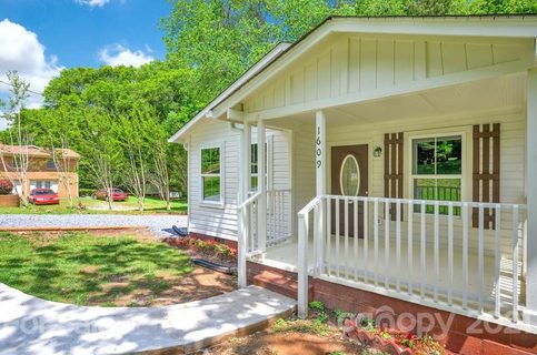 1609 Eaves Road sold home in Hillsdale, Shelby, NC