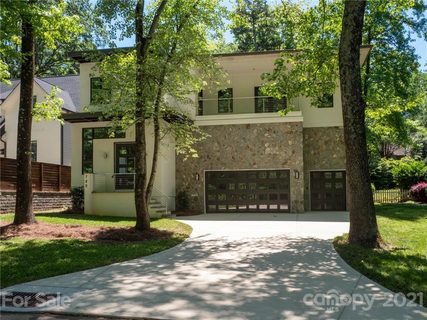 Previously sold for $879,900