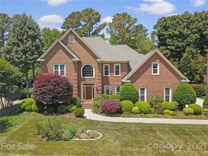 5800 Cary Ridge Drive