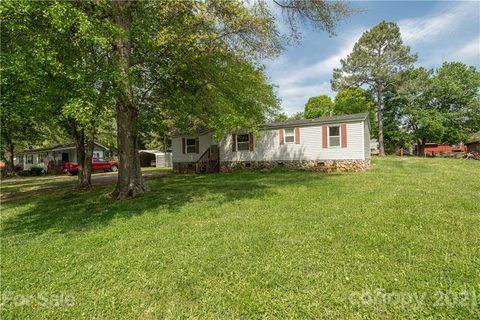 1116 Bexley Lane sold home in Lincoln View, Lincolnton, NC
