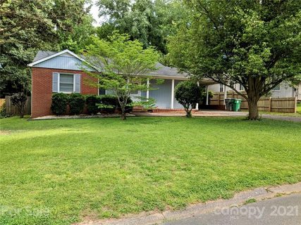 920 Cardinal Drive