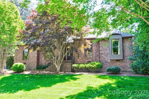 11107 Broken Brook Way sold home in Watertrace, Tega Cay, SC