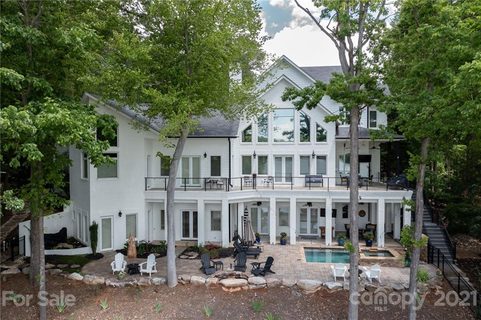 122 Hawk Run Lane