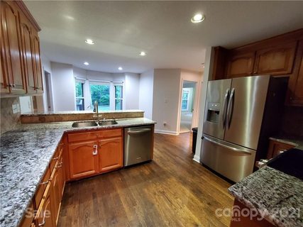 404 Stowe Road sold home in Southpoint, Belmont, NC