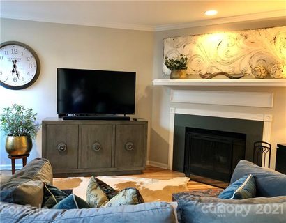300 S Cedar Street sold condo in Cedar Street Commons, Charlotte, NC