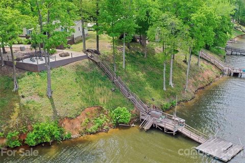 380 Lake Landing Drive L3 sold home in Lake Landing, Salisbury, NC