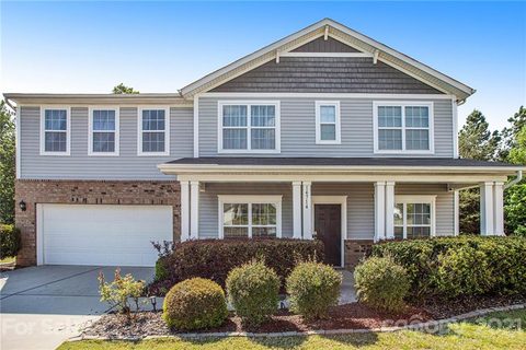 14714 Metaghan Court sold home in Creekshire Village, Charlotte, NC