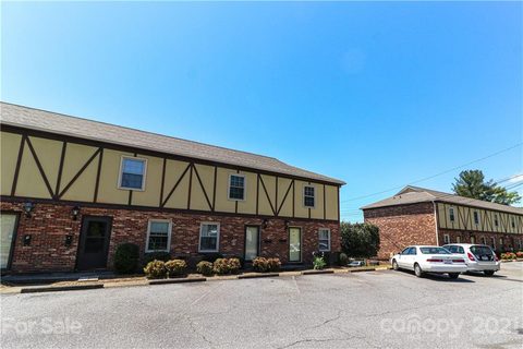 1335 12th Street Drive 8 sold condo in MANOR HOUSE, Hickory, NC