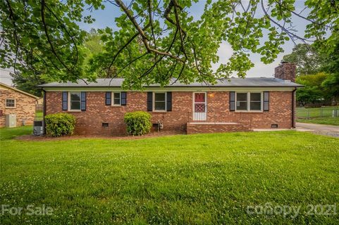 4809 Maplecrest Drive