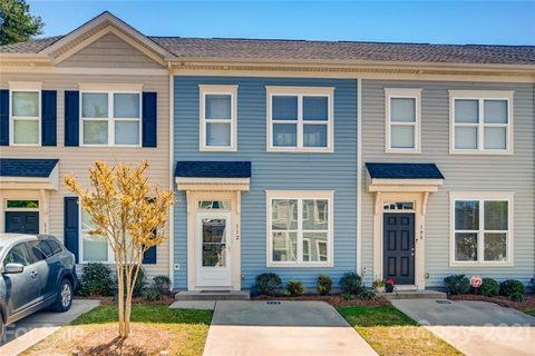 112 N Ferncliff Drive