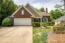 2918 Firewood Drive sold home in Matthews, SC