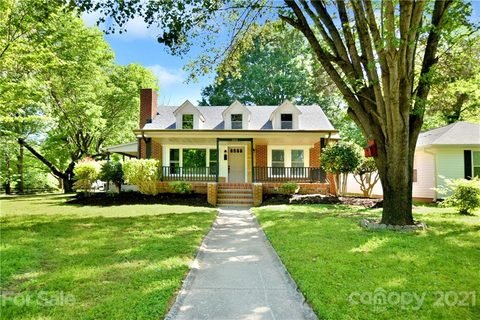 352 Aycock Street