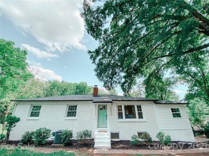 5412 Hilltop Circle