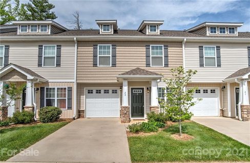 23 Barnett Shoals Drive E-3