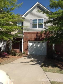 3246 Yarmouth Lane