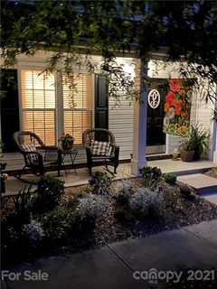 8072 Sapwood Court sold townhome in Parkside Townhomes, Matthews, NC