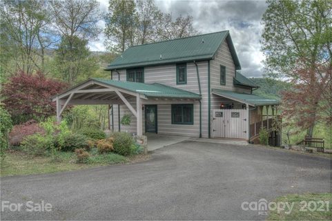 265 Smokey Ridge Loop sold home in Mountain Cove Estates, Waynesville, NC