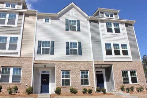 8204 Waxhaw Highway