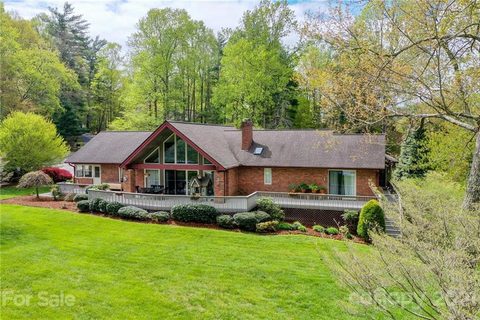 892 High Vista Drive sold home in High Vista Estates, Mills River, NC