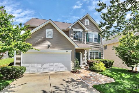 12327 Hunting Birds Lane sold home in Falcon Ridge, Charlotte, NC
