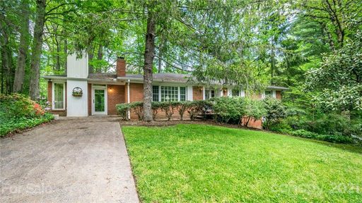 912 Toxaway Drive