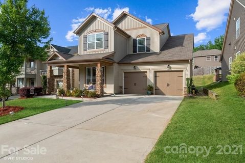 7121 Toxaway Lane