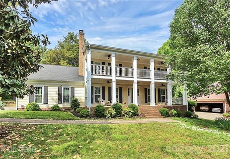 10208 Thomas Payne Circle 54 sold home in Williamsburg Raintree, Charlotte, NC