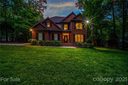 2218 Wedgewood Drive sold home in Weddington, SC