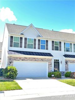 3237 Mistletoe Drive