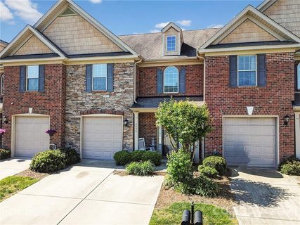 2038 Oxford Heights sold townhome in Wellsley Ford, Fort Mill, SC
