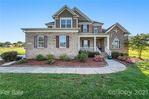 1085 Dublin Court sold home in Castlebrooke Farms, China Grove, NC