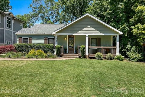 947 Everett Place
