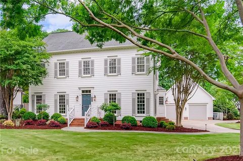 2300 Vernon Drive sold home in Pharr Acres, Charlotte, NC