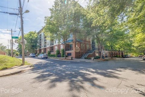 1101 W 1st Street 309