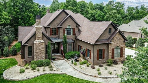 5685 Lake Wylie Road sold home in Sunset Ridge, Lake Wylie, SC