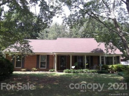 6800 Stoney Ridge Road
