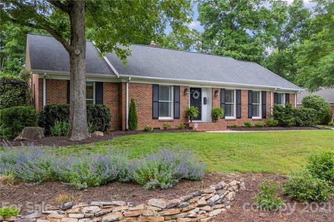1111 Shadowbrook Lane