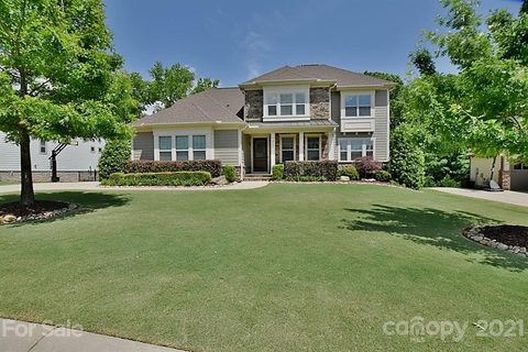 922 Castlewatch Drive sold home in Eppington South, Fort Mill, SC