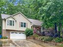 1634 9th Street Place sold home in Hickory, SC