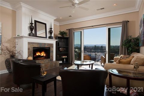 29 W French Broad Street 306