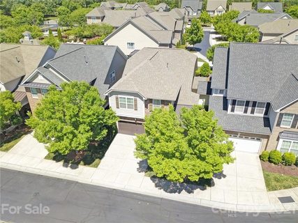 5923 Glenmore Garden Drive