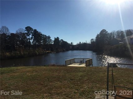 5223 Artesa Court