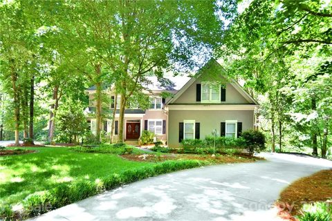 2905 Symphony Woods Drive