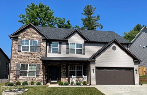 14 Henbit Way sold home in Balsam Ridge, Arden, NC