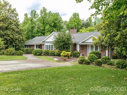 44 Phillip Street sold home in Holly Hill, Columbus, NC